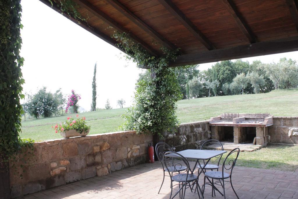 Agriturismo Nociquerceto Tarano Номер фото
